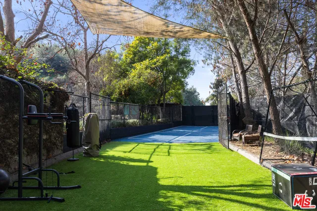 $18,900 | 11247 Briarcliff Lane, Studio City, CA 91604