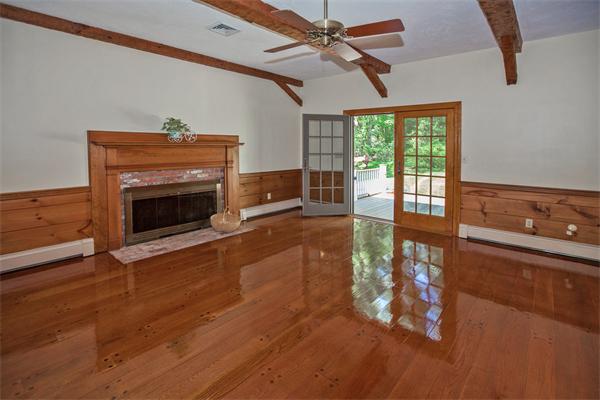 207 Booth Hill Road Scituate, MA 02066 - Photo 4 of 19 Gallery Image 4
