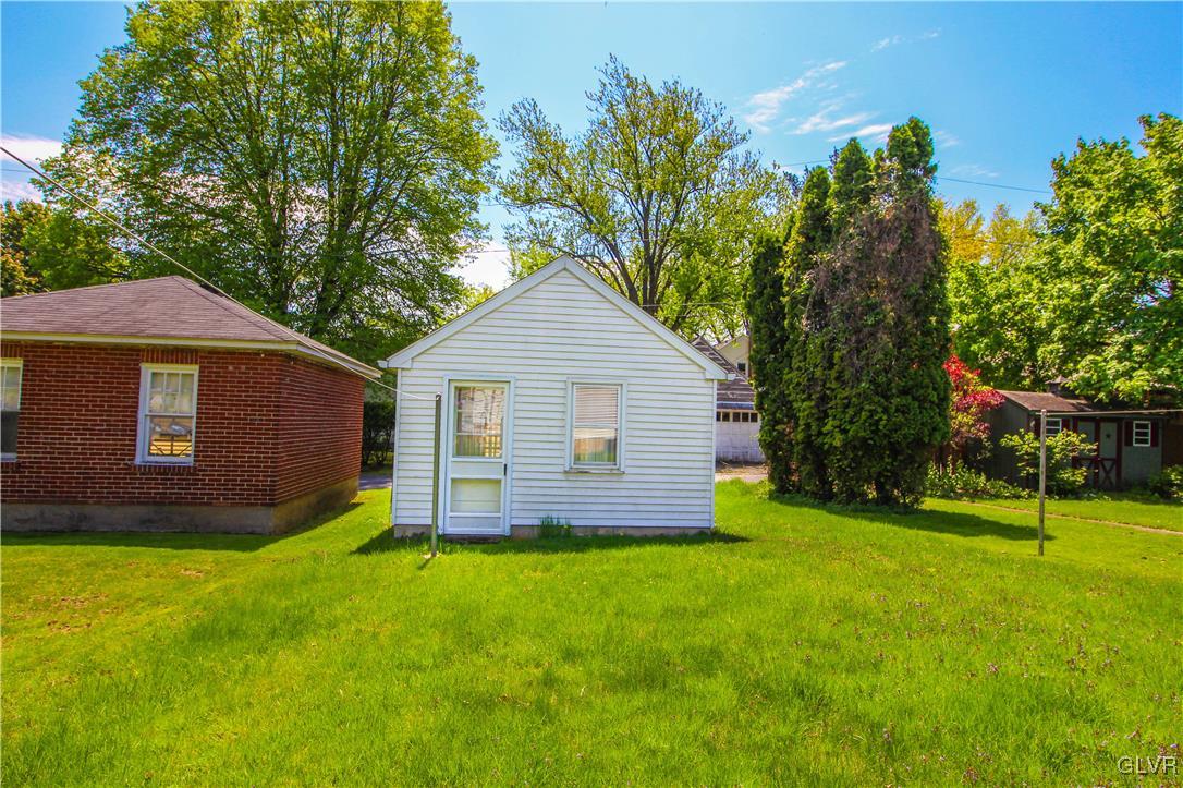 1605 Spring Street Bethlehem, PA 18018 - Photo 17 of 23 Gallery Image 17