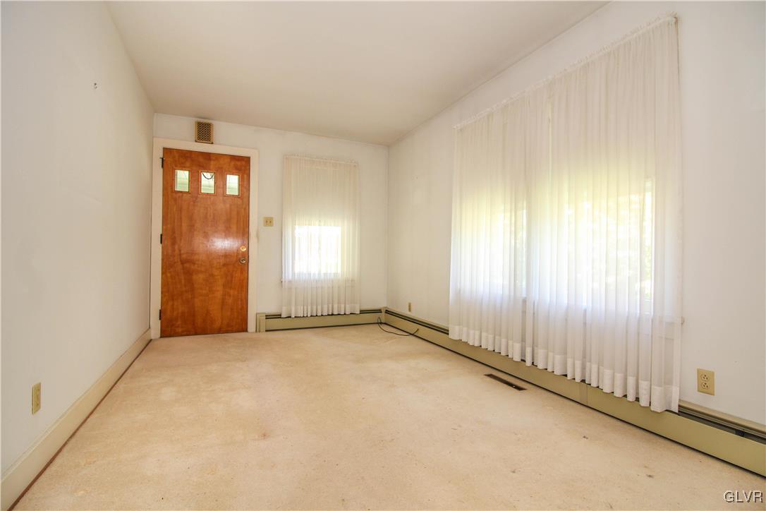 1605 Spring Street Bethlehem, PA 18018 - Photo 5 of 23 Gallery Image 5