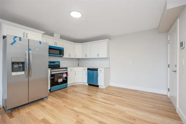 $3,200 | 539 Front Street, Unit 3D, Hempstead, NY 11550