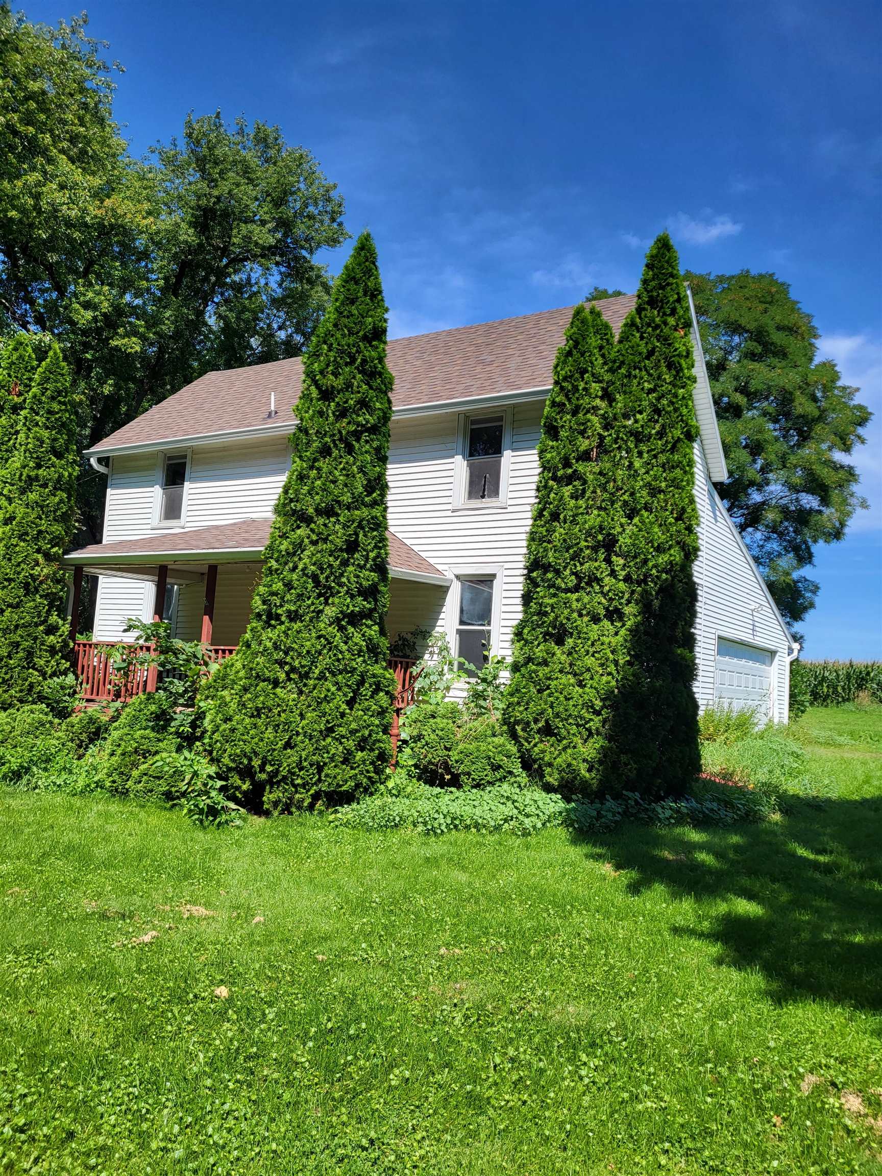 1768 West Winneshiek Road Freeport, IL 61032 - Photo 11 of 13 Gallery Image 11