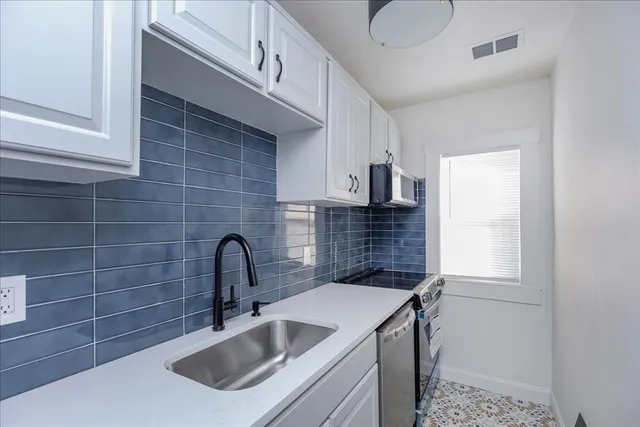 $759,900 | 42-44 Cypress Avenue, Methuen, MA 01844