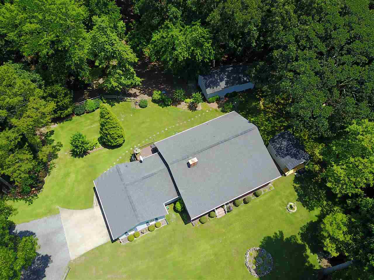 295 Ninety-Nine Island Road Blacksburg, SC 29702 - Photo 3 of 17 Gallery Image 3