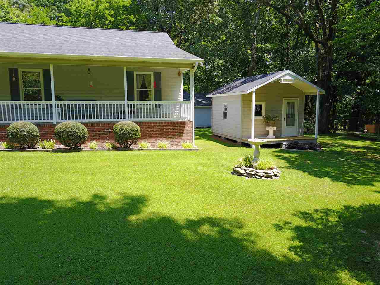 295 Ninety-Nine Island Road Blacksburg, SC 29702 - Photo 7 of 17 Gallery Image 7