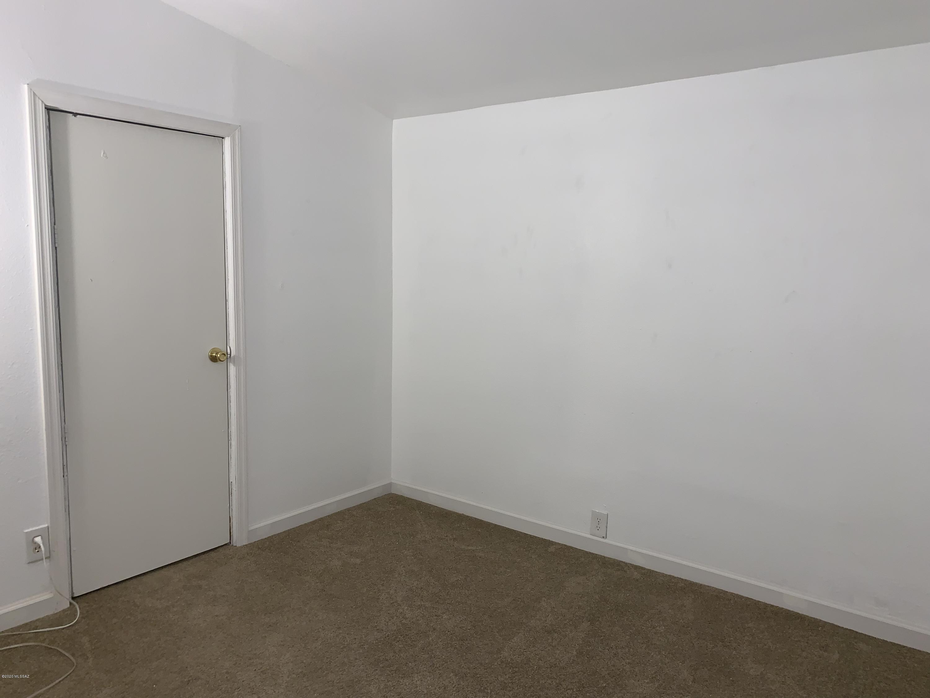 21 East King Road Tucson, AZ 85705 - Photo 12 of 19