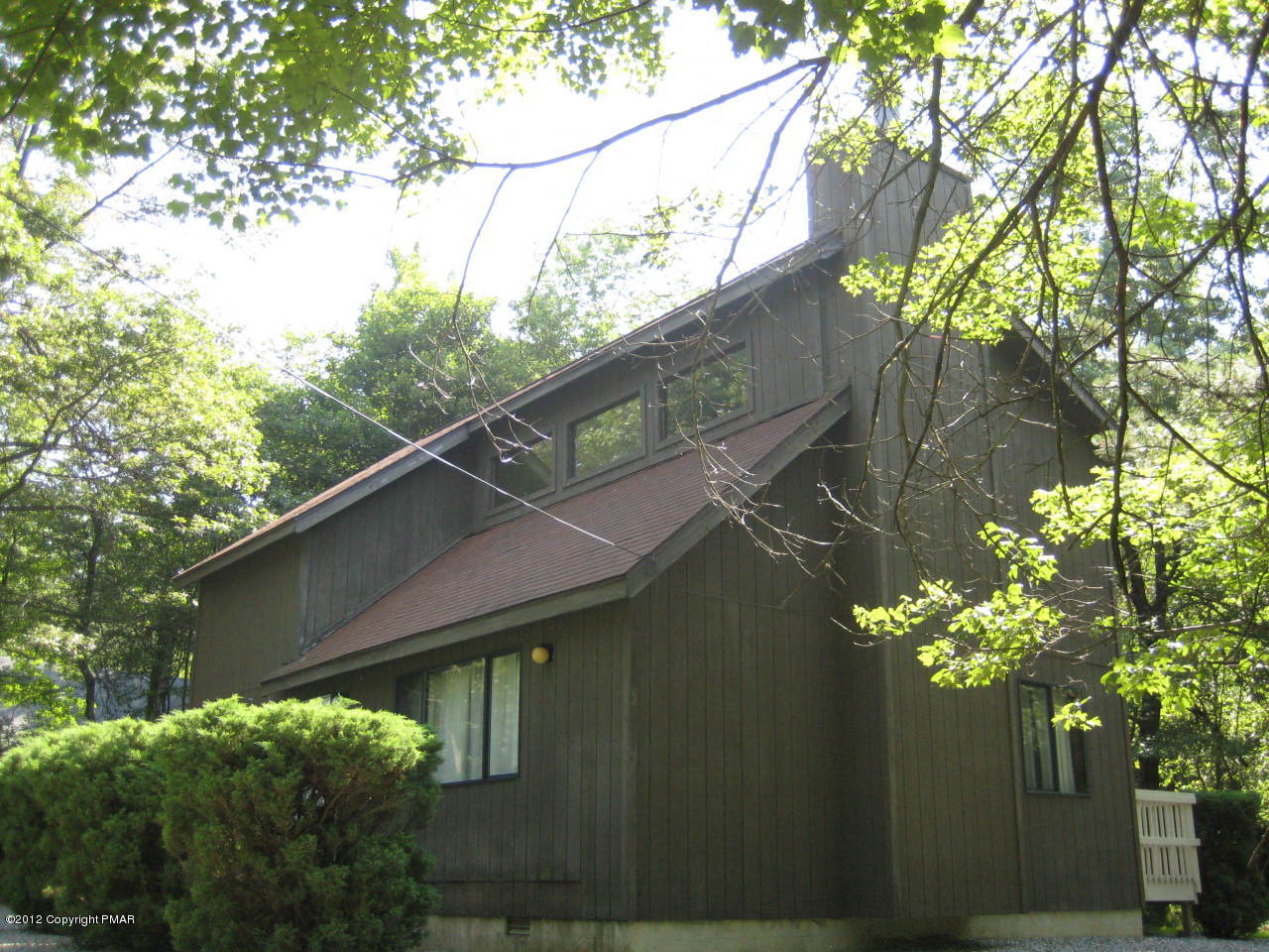 291 Brier Crest Road Blakeslee, PA 18610 - Photo 3 of 18 side