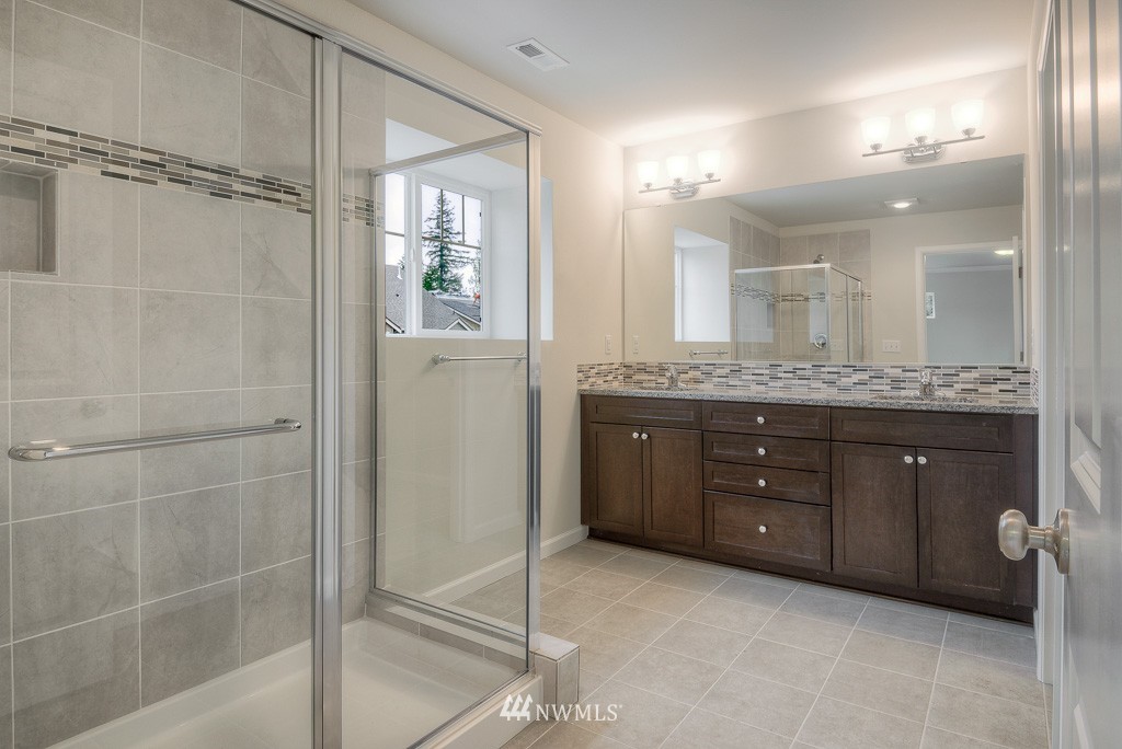 1415 192nd Place Southeast, Unit 16 Bothell, WA 98012 - Photo 12 of 19 Gallery Image 12