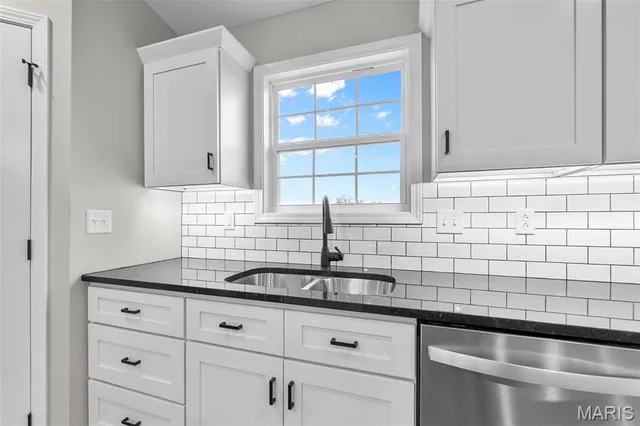 $365,000 | 19700 Penstemon Lane, Marble Hill, MO 63764