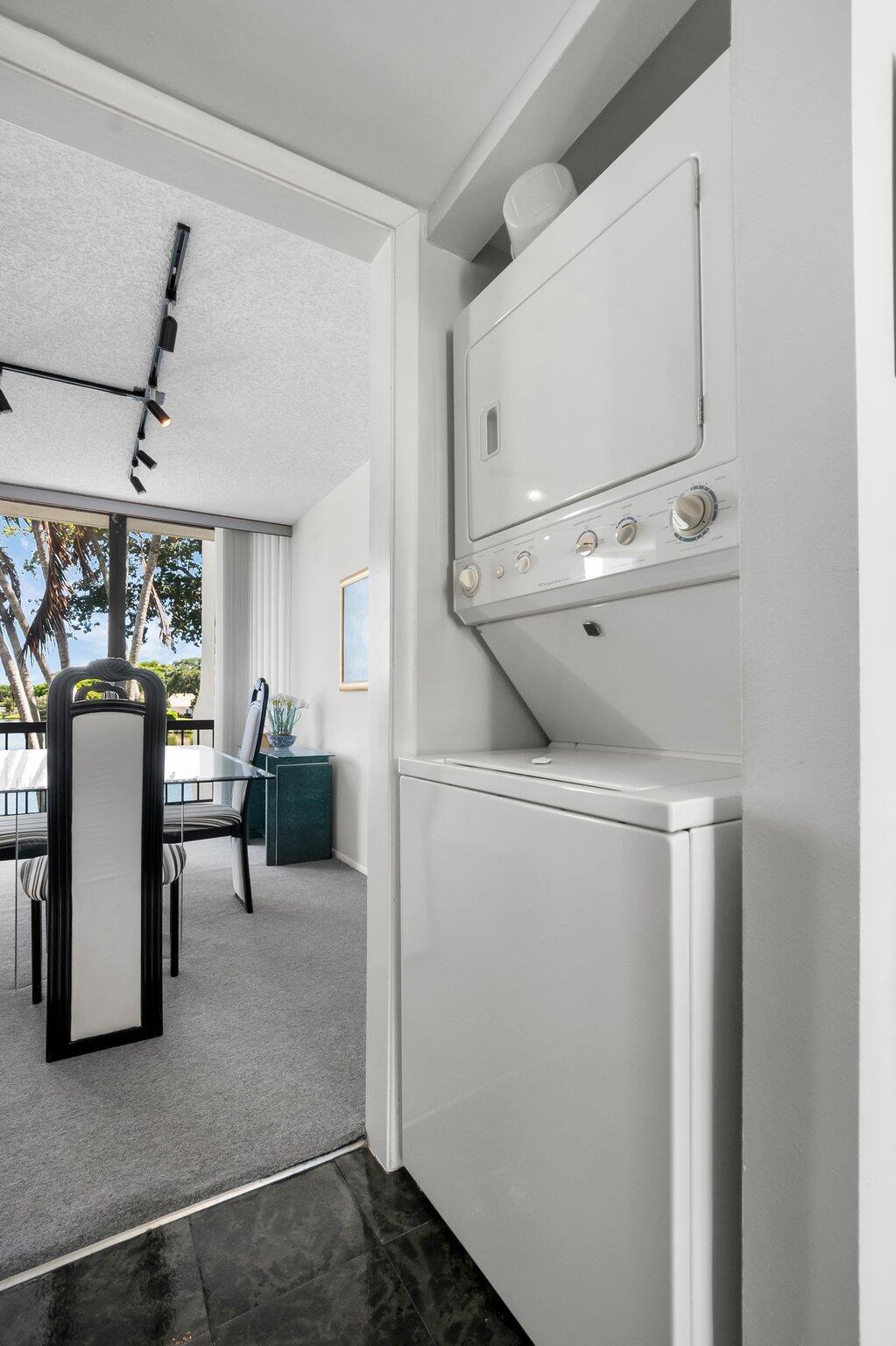 805 Bridgewood Place Boca Raton, FL 33434 - Photo 14 of 60 a view of hallway with furniture and a window
