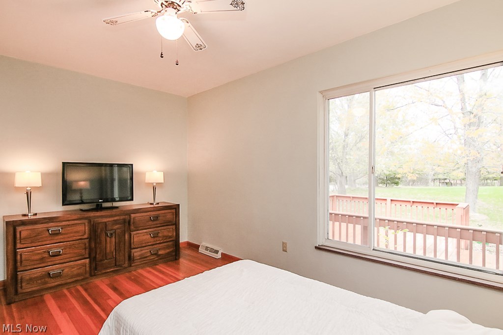 11105 Ridge Road North Royalton, OH 44133 - Photo 15 of 35