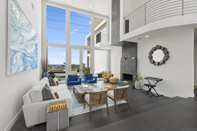 $22,995 | 3325 Caminito Daniella, Del Mar, CA 92014