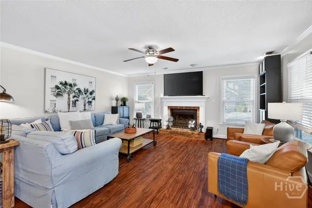 $575,000 | 11 Sutton Road, Savannah, GA 31419