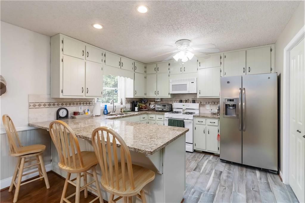 4410 Double Springs Road Southwest Monroe, GA 30656 - Photo 7 of 30