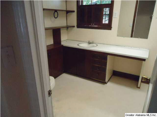1931 Main Street Brent, AL 35034 - Photo 9 of 18