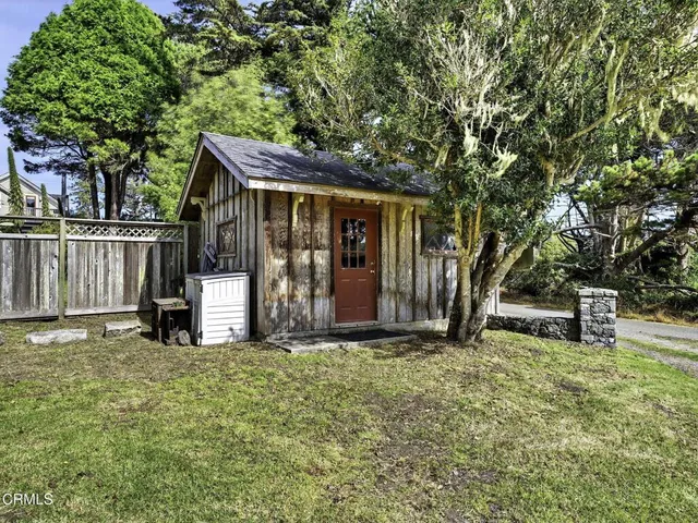 $1,685,000 | 45050 Peterson Street, Mendocino, CA 95460