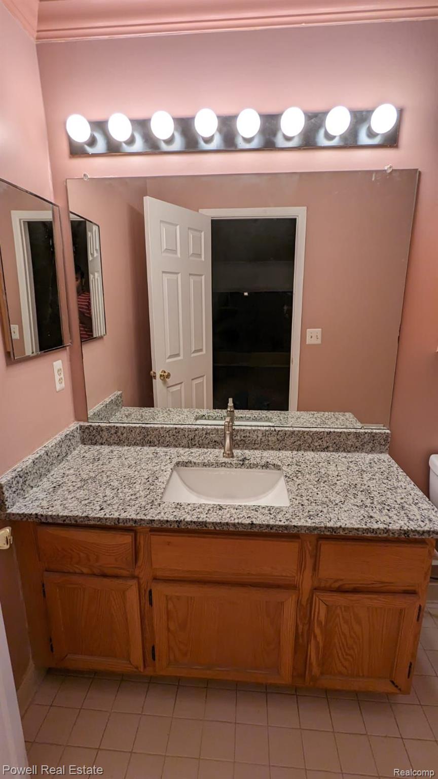 39884 Crosswinds Road, Unit 201 Novi, MI 48375 - Photo 17 of 43 Gallery Image 17