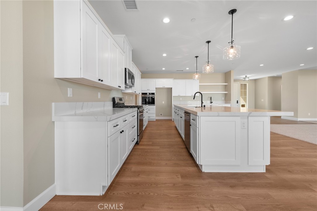 13744 Seven Hills Drive Riverside, CA 92503 - Photo 11 of 40