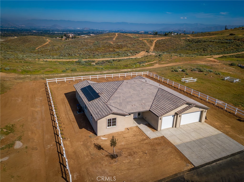 13744 Seven Hills Drive Riverside, CA 92503 - Photo 38 of 40