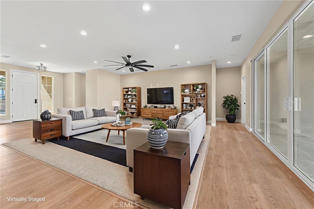 13744 Seven Hills Drive Riverside, CA 92503 - Photo 8 of 40