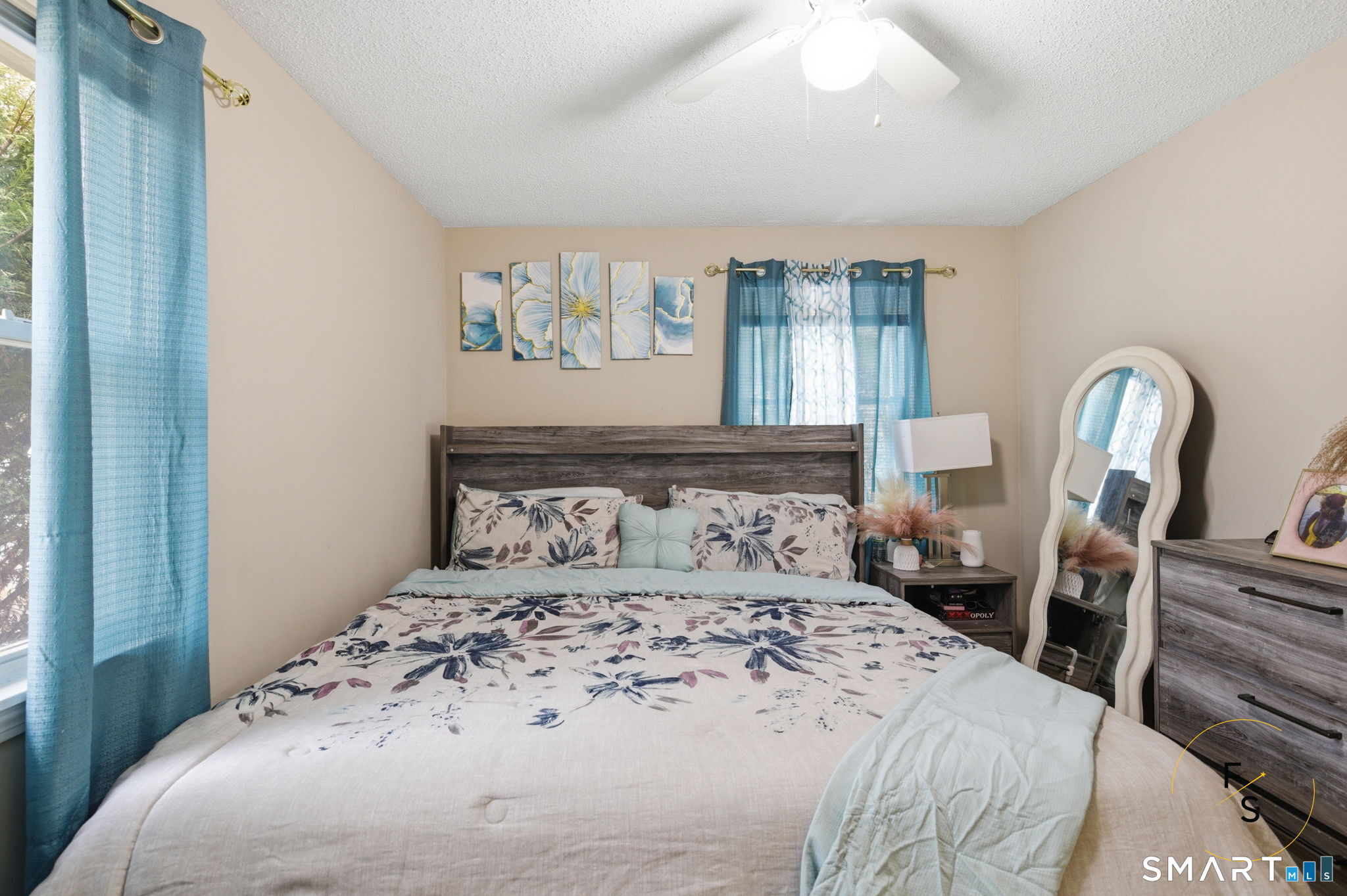 26 Martin Road Bristol, CT 06010 - Photo 16 of 30