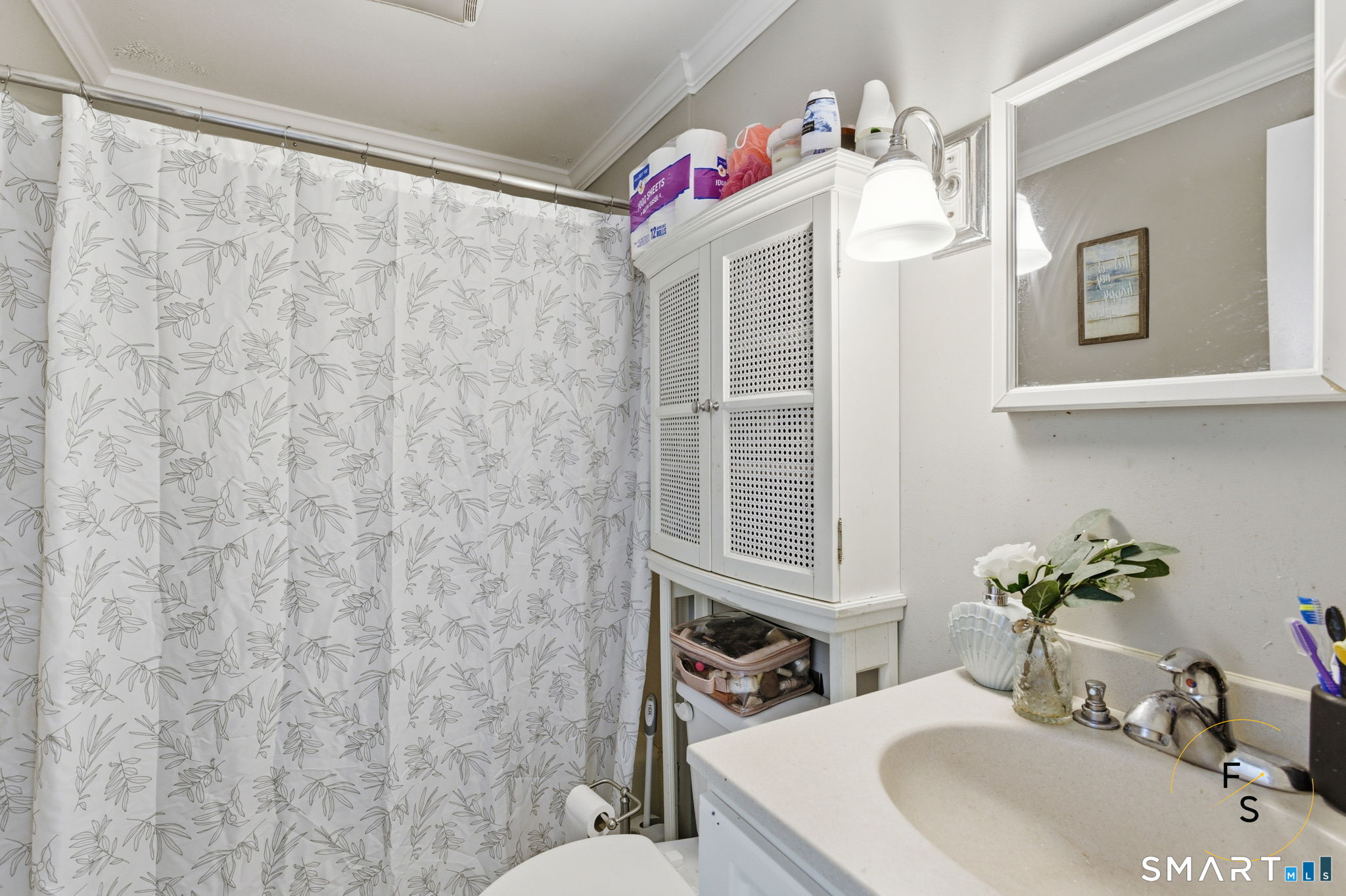 26 Martin Road Bristol, CT 06010 - Photo 17 of 30