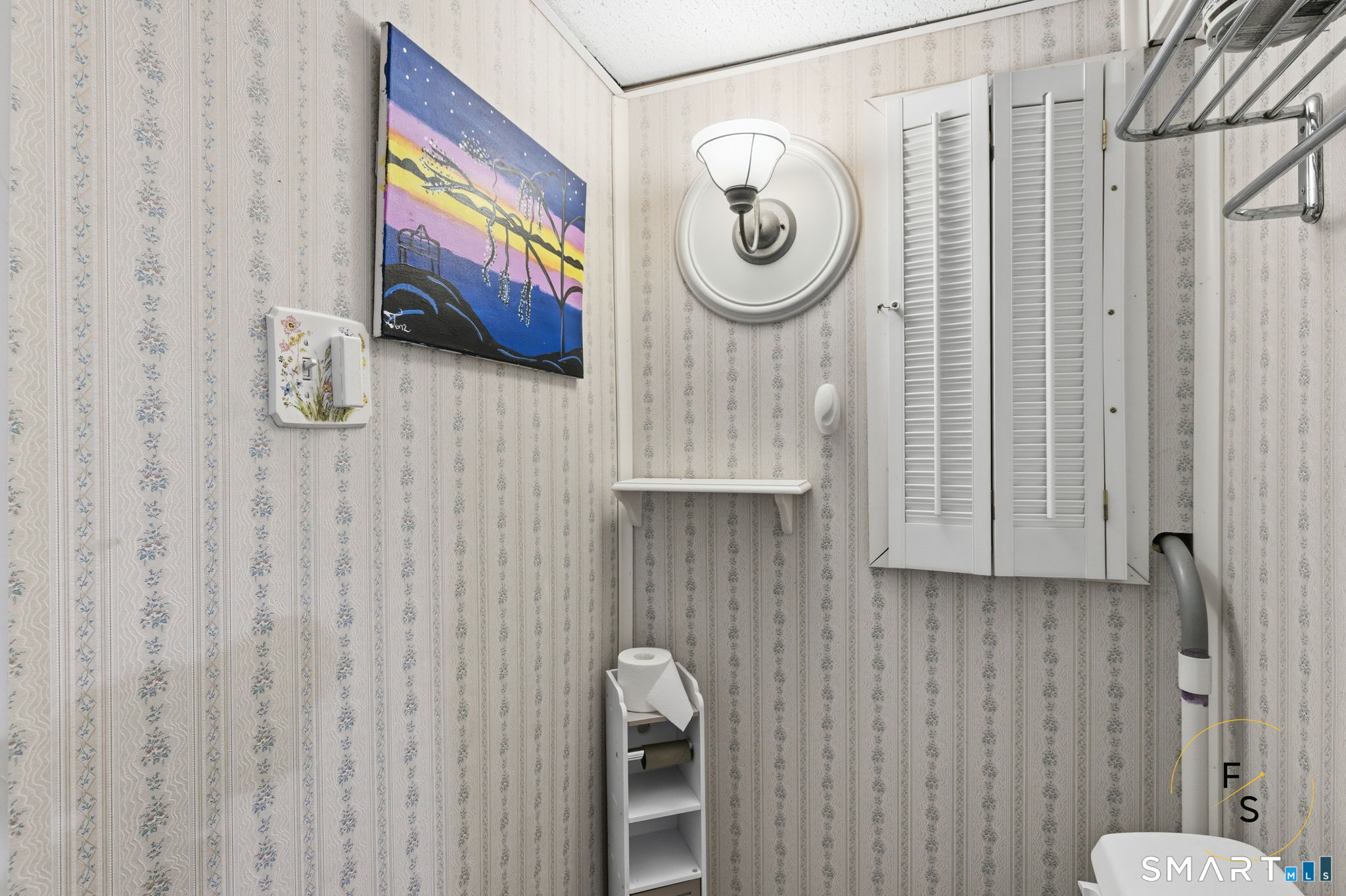 26 Martin Road Bristol, CT 06010 - Photo 22 of 30