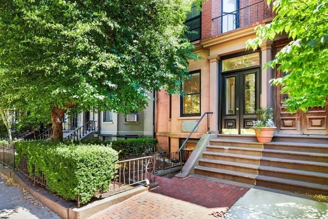 $3,500 | 241 Beacon Street, Unit 1, Boston, MA 02116