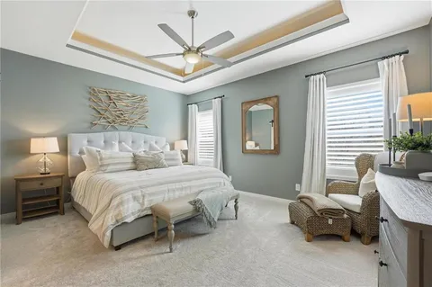 $610,000 | 10014 North Palmer Avenue, Kansas City, MO 64157