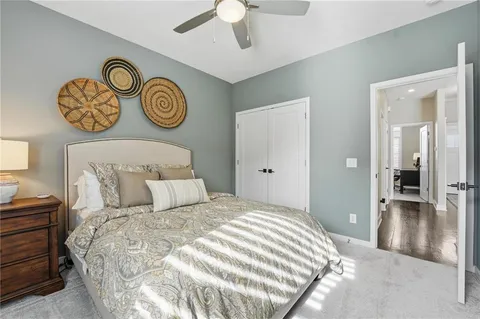 $610,000 | 10014 North Palmer Avenue, Kansas City, MO 64157