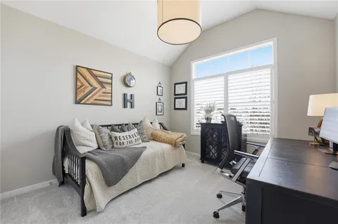 $610,000 | 10014 North Palmer Avenue, Kansas City, MO 64157