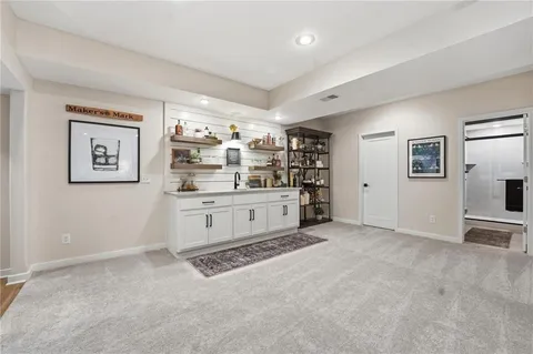 $610,000 | 10014 North Palmer Avenue, Kansas City, MO 64157