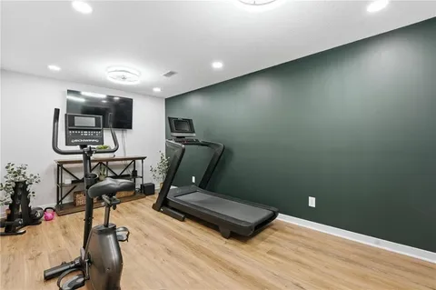 $610,000 | 10014 North Palmer Avenue, Kansas City, MO 64157