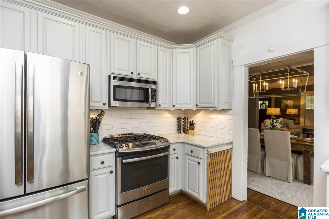 1005 Irving Road Birmingham, AL 35209 - Photo 15 of 44