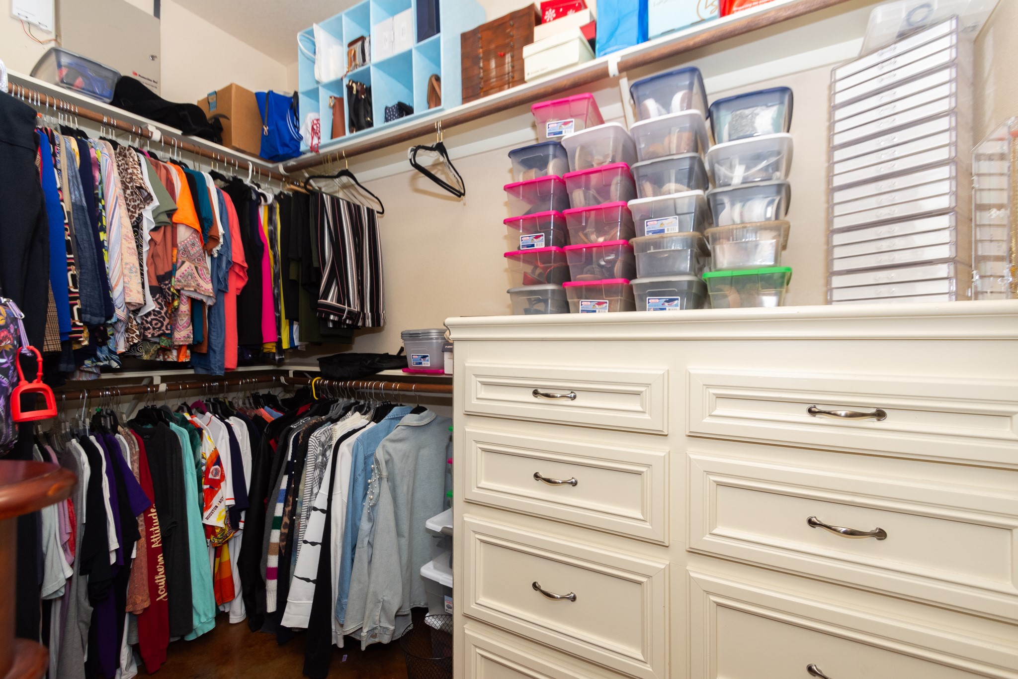 5 Shore Acres Circle Shoreacres, TX 77571 - Photo 17 of 38 a view of walk in closet with clothes and shoes