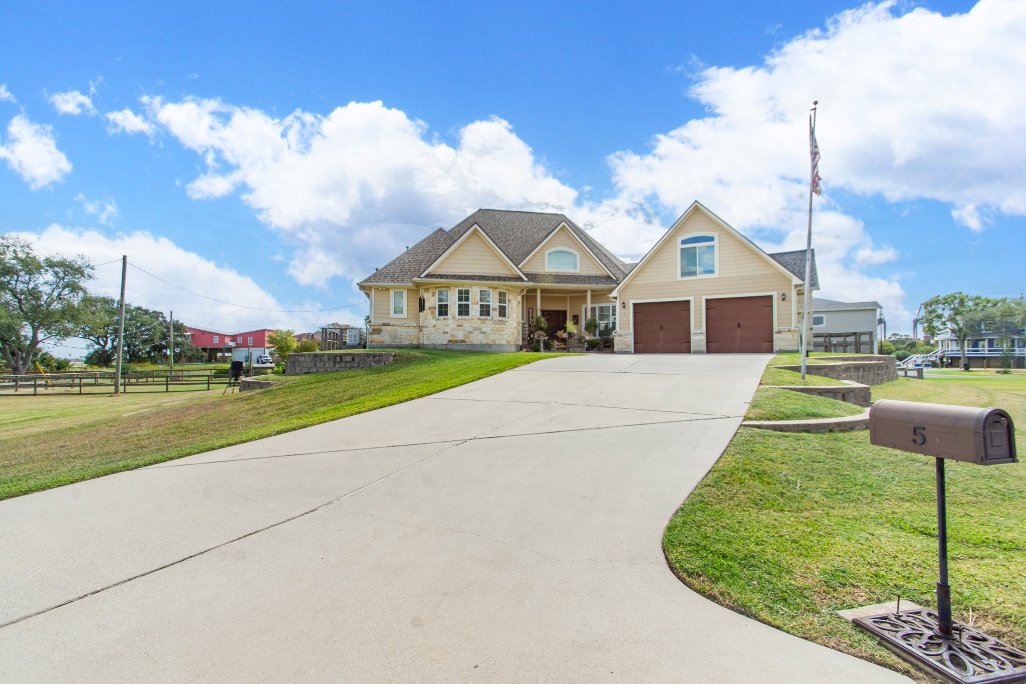 5 Shore Acres Circle Shoreacres, TX 77571 - Photo 2 of 38 a view of house with a garden