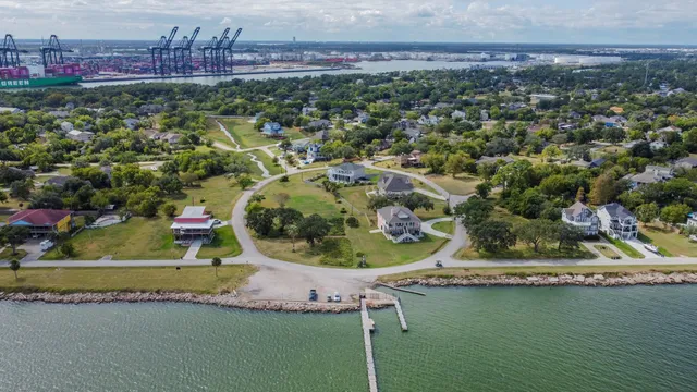 a view of a golf course with a yard