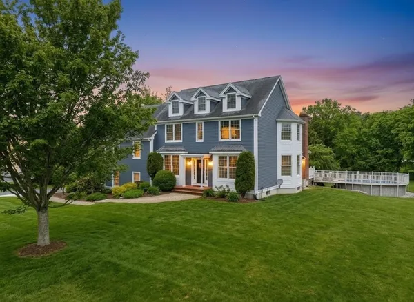 $1,080,000 | 34 Magnolia Lane, Grafton, MA 01536