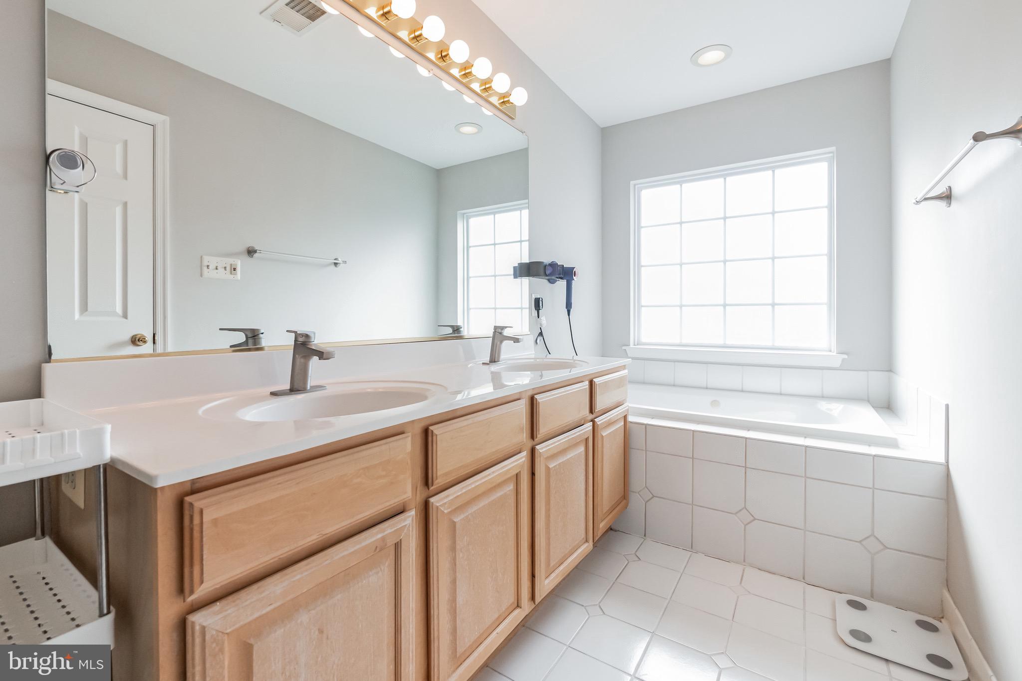 45545 Clear Spring Terrace Sterling, VA 20165 - Photo 20 of 28