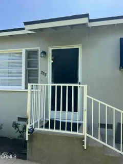 $2,295 | 253 East Center Street, Covina, CA 91723