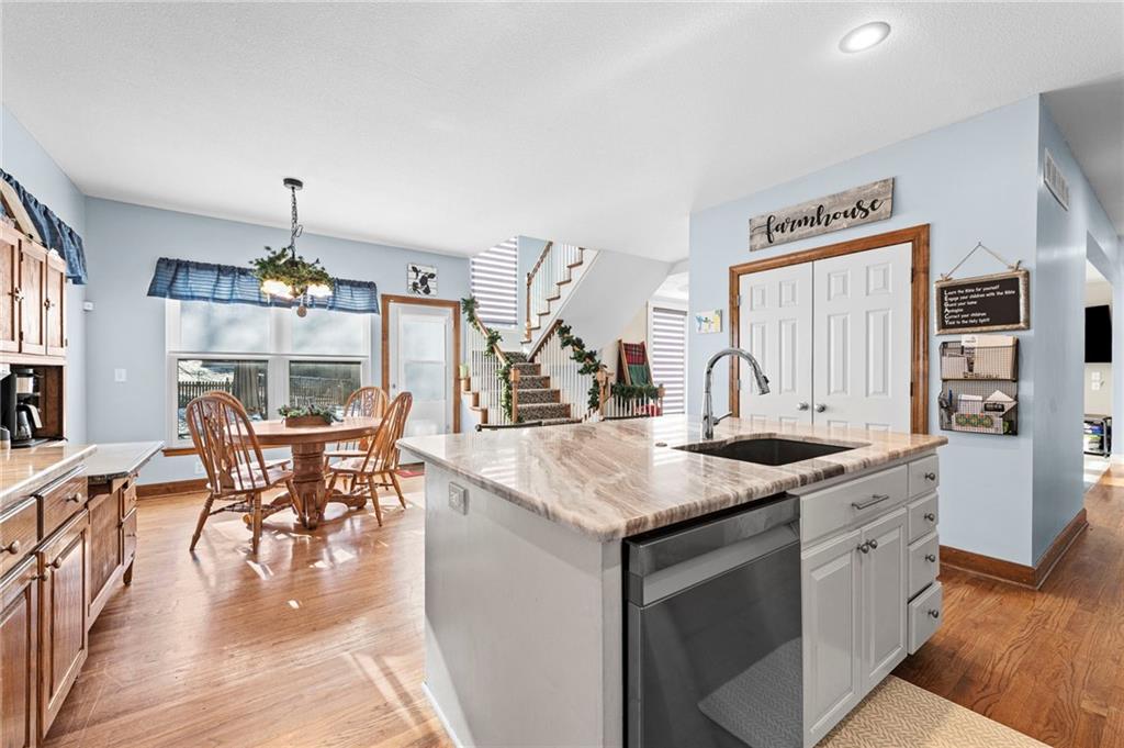 1513 Southwest Summit Crossing Court Lee's Summit, MO 64081 - Photo 16 of 58