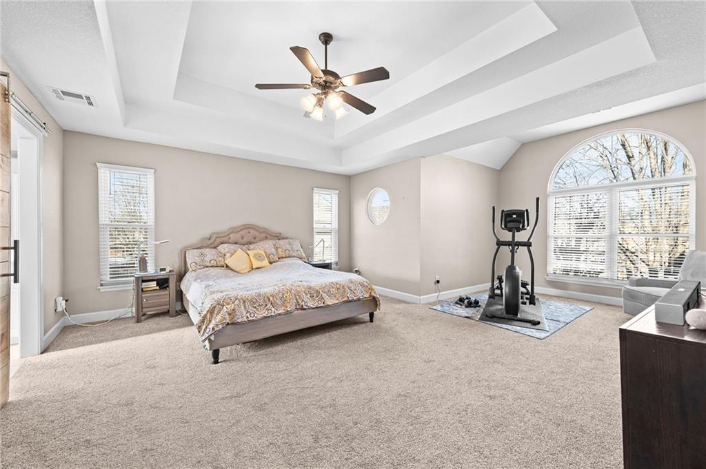 1513 Southwest Summit Crossing Court Lee's Summit, MO 64081 - Photo 17 of 58