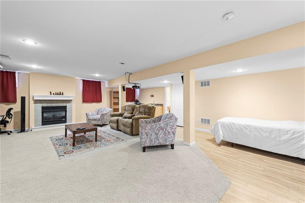 1513 Southwest Summit Crossing Court Lee's Summit, MO 64081 - Photo 39 of 58