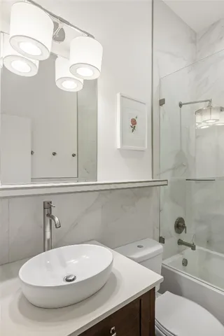 $549,000 | 2211 Canterbury Street, Unit B, Austin, TX 78702