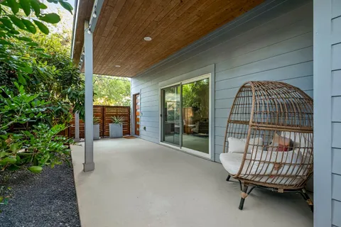 $549,000 | 2211 Canterbury Street, Unit B, Austin, TX 78702