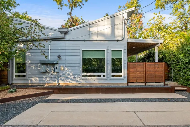 $549,000 | 2211 Canterbury Street, Unit B, Austin, TX 78702