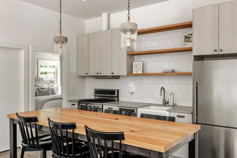 $549,000 | 2211 Canterbury Street, Unit B, Austin, TX 78702