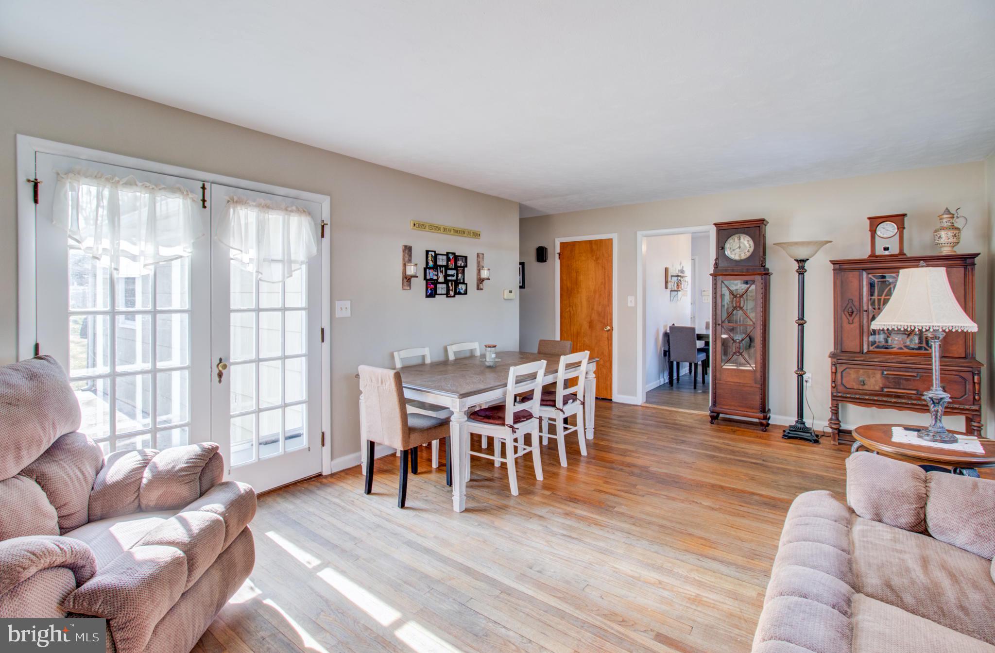 7 Sunset Avenue Ewing, NJ 08628 - Photo 5 of 18 Gallery Image 5