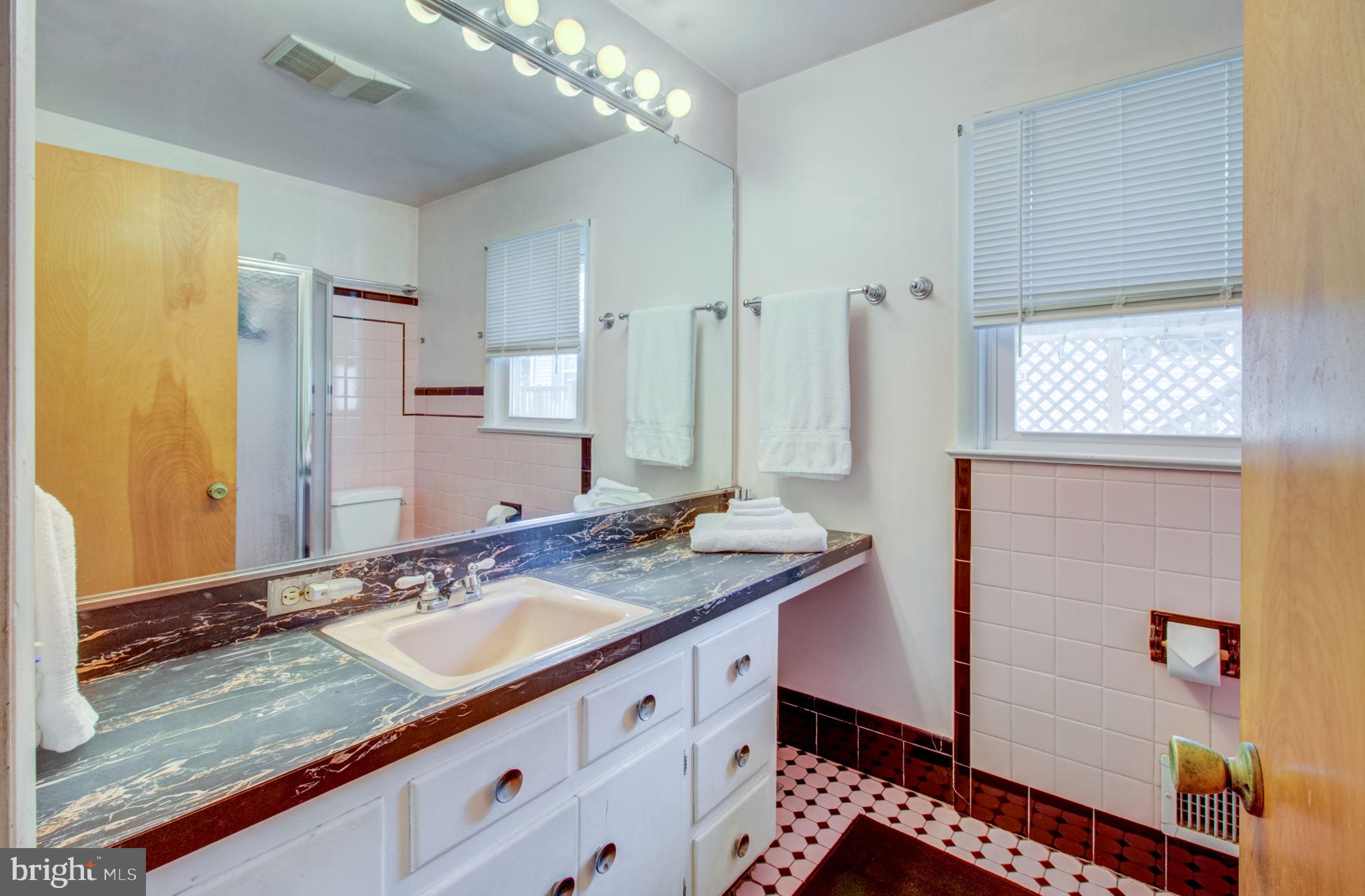 7 Sunset Avenue Ewing, NJ 08628 - Photo 10 of 18 Gallery Image 10