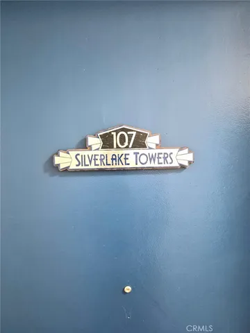 a close up of a street sign